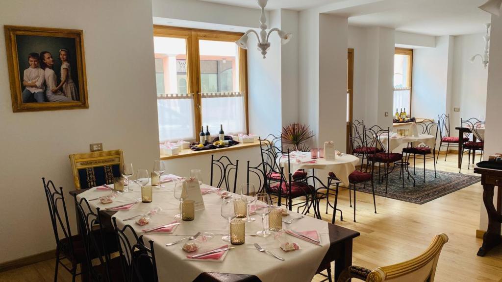 Hotel Italia Sacile Kültér fotó